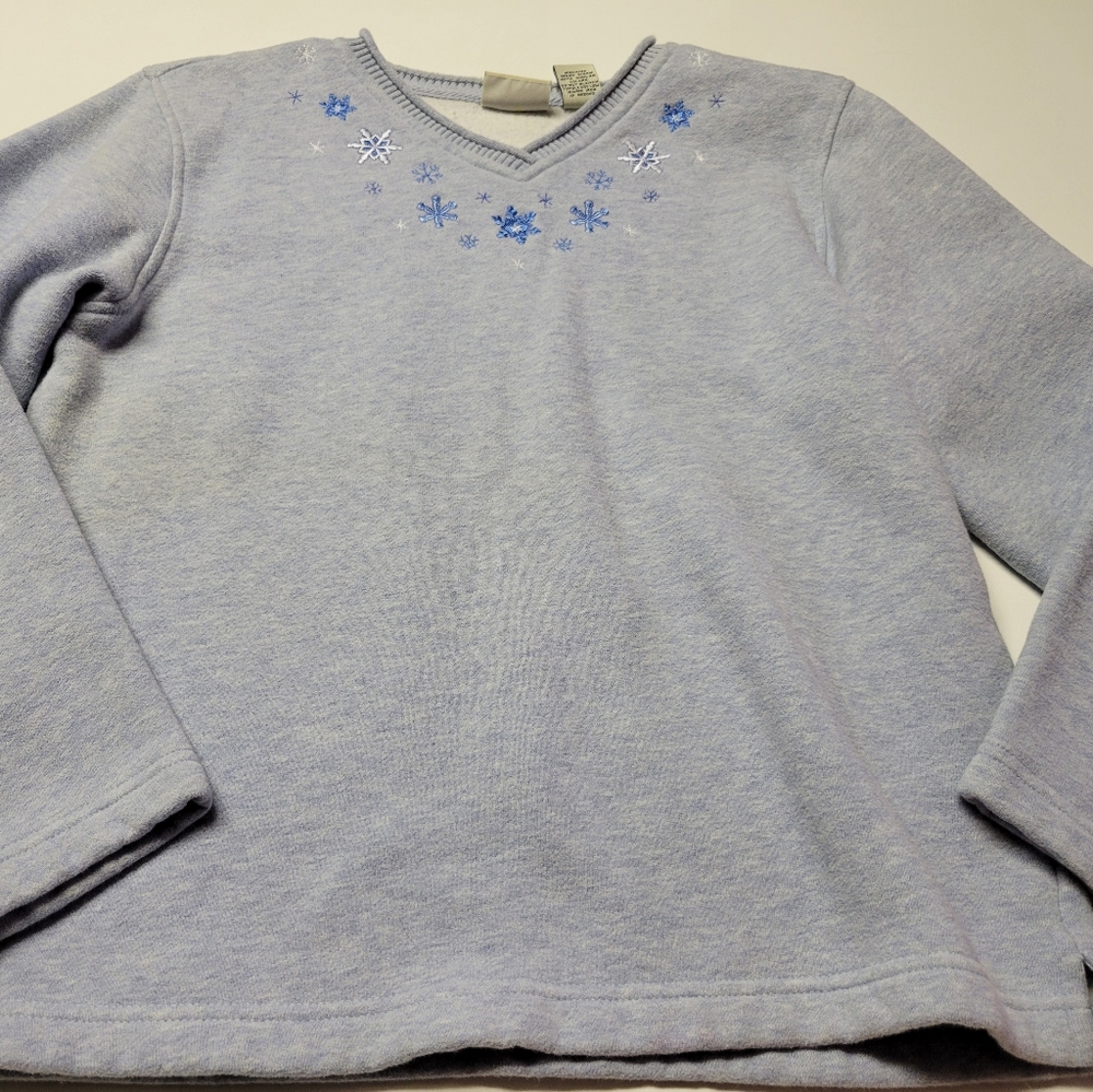 Snowflake sweater - Picture 4 of 4